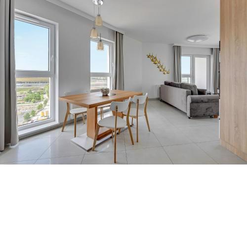 Sea View Letnica Tower & Sea View by Downtown Apartments