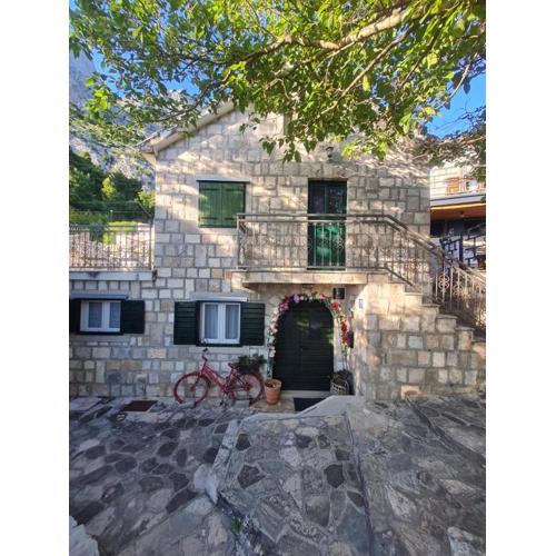 Sea view stone house Donkey