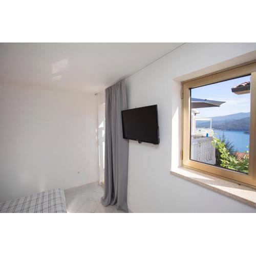 Sea view studio apartment