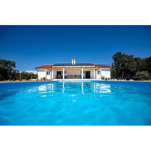 SEA VIEW VILLA *big pool * BBQ * direct sea access