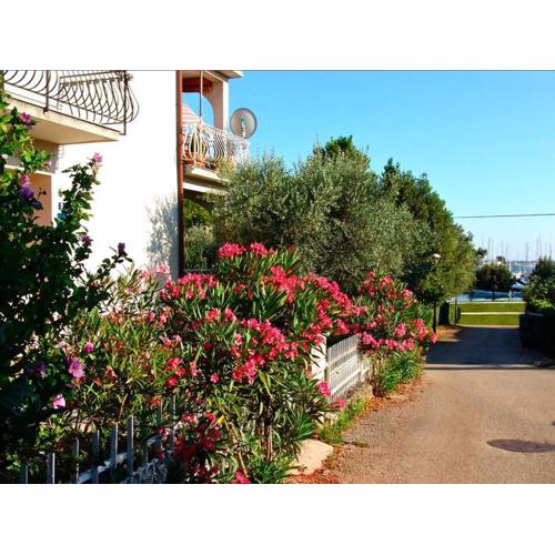 Seafront Apartment Jadri