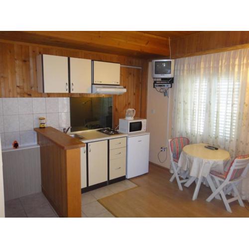 Seafront Apartments Pretner - Studio Apartment with Terrace