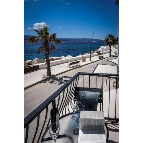 Seaside Apartments Bol