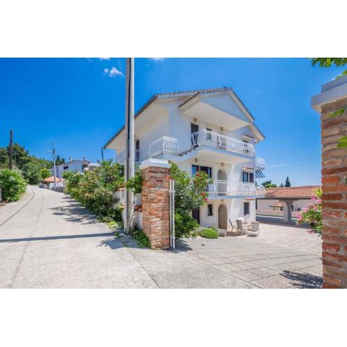 Seaside apartments with a swimming pool Omisalj, Krk - 24362