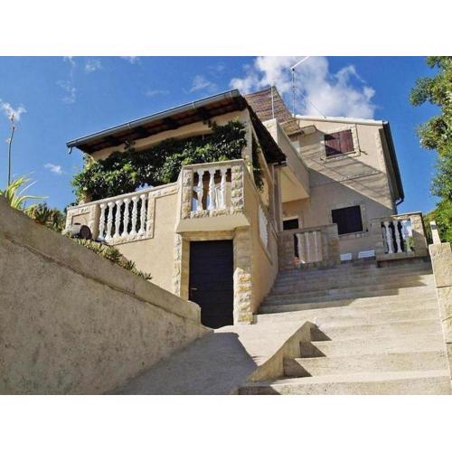 Seaside family friendly house with a swimming pool Cove Ladjin - Landjin, Pasman - 20394