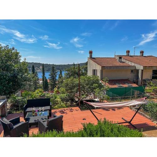 Seaside Garden Apartment Losinj