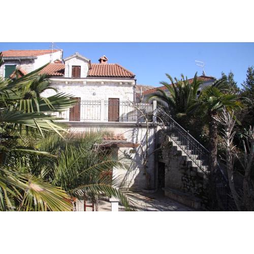 Seaside holiday house Sutivan, Brac - 23655