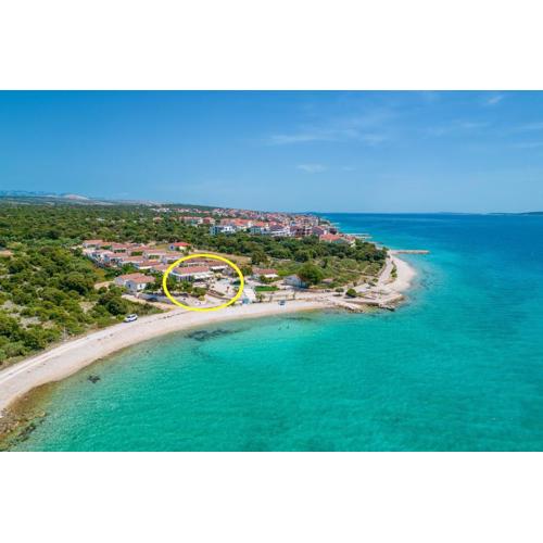 Seaside house for families with children Mandre, Pag - 22604