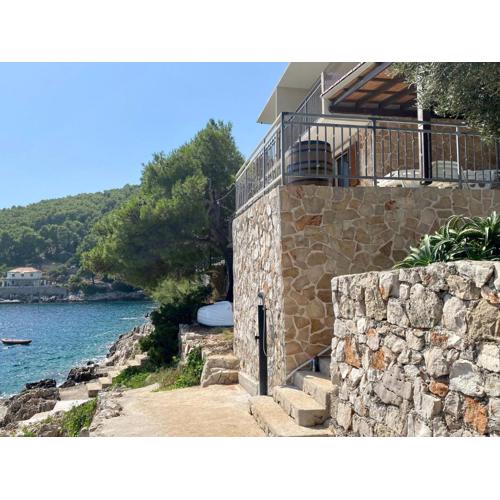 Seaside secluded apartments Cove Lucica, Hvar - 15546