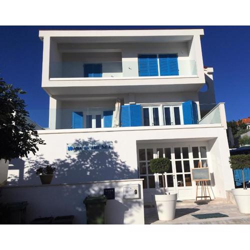 Seaside villa with private pool Home By The Sea - Villa Trogir