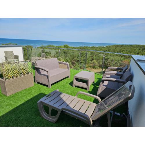 Seaview Apartment & rooftop terrace 77b