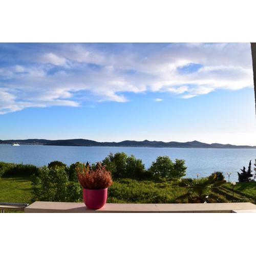 Seaview holiday house Mali Rog