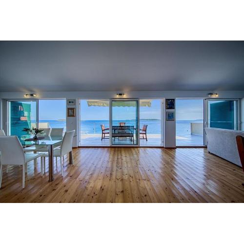 Seaview Suite Lissa