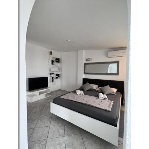 Seaview Sunset Apartment - Big Terrace to Enjoy the Sunset