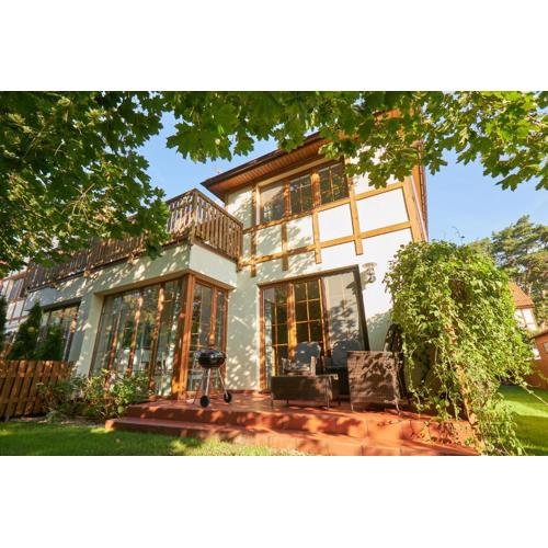 SeaYou Yellow House