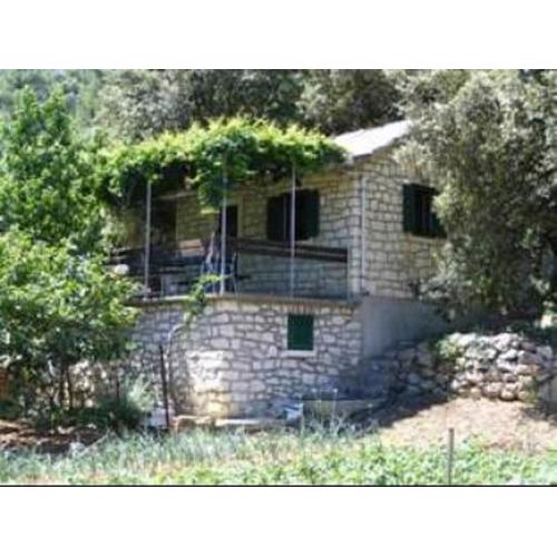 Secluded house with a parking space Postira, Brac - 22203