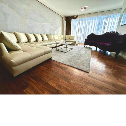 SecretFace Penthouse Grójecka 120m2 z tarasem 40m2