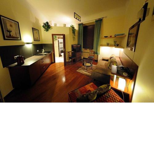 Selene - Pantheon Apartments