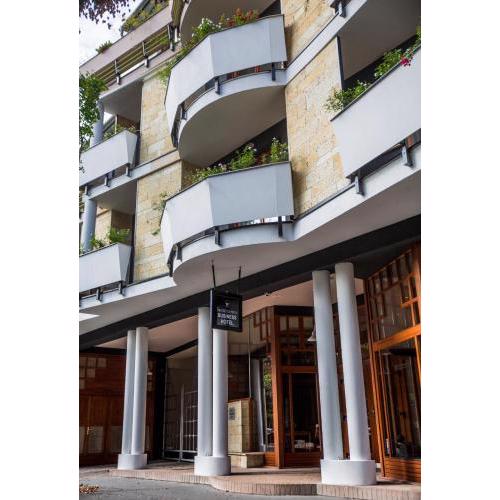 Semiramis Business Hotel