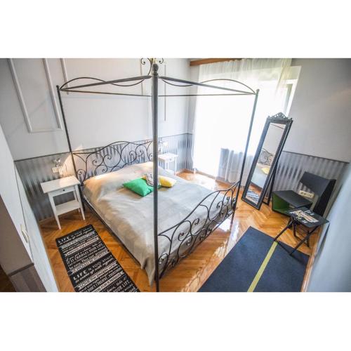 Shades Of Grey Apartments
