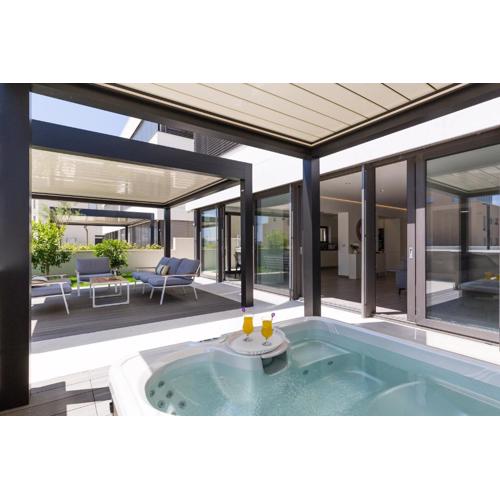 Shell Luxury Residences with Pool and Whirlpool