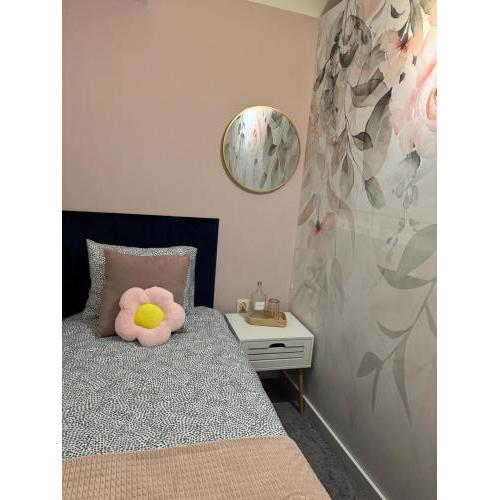 SheSpace Apartrooms