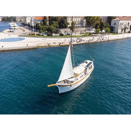 Ship Dolin - with view to Zadar Old town
