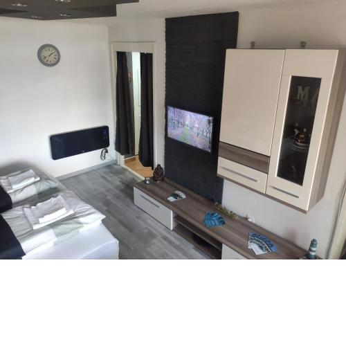 Silver Apartman