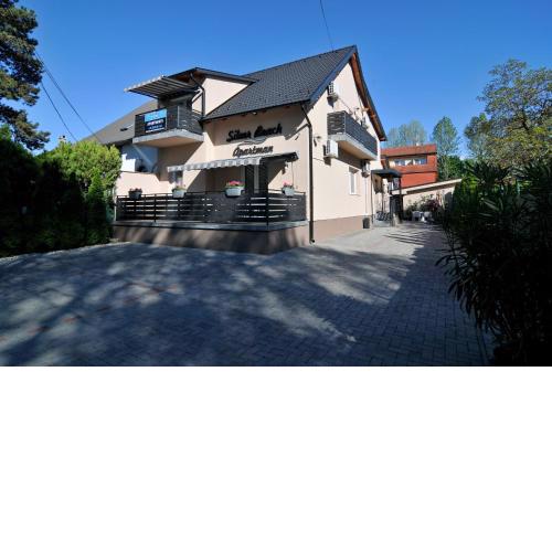 Silver Beach Apartments