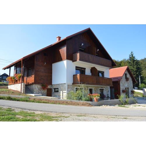 Sixteen Lakes Guest House