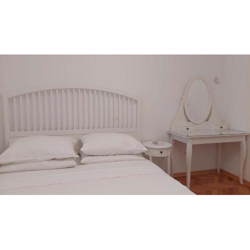 SKY delux apartment with parking
