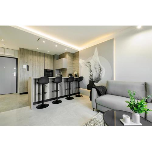 SKY Home- Penthouse Sky -Manufaktura, Bezpłatny, Parking, Klimatyzacja, Dostęp na Kod