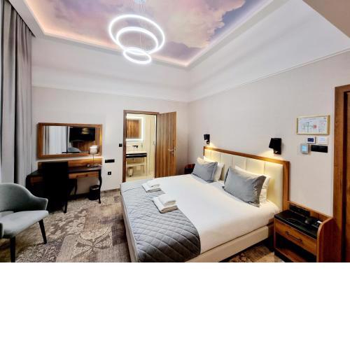 Sky Hotel Kraków