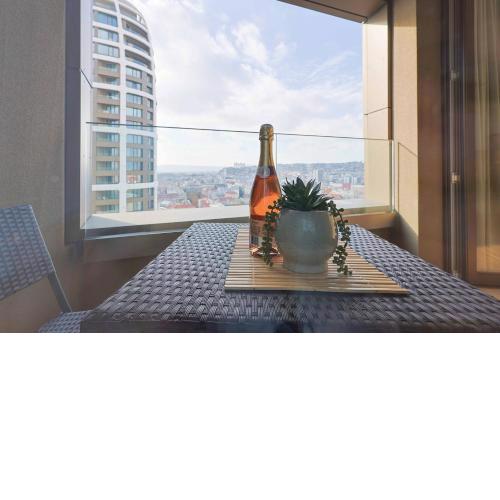 Sky Park Tower 3, free parking and beautiful views