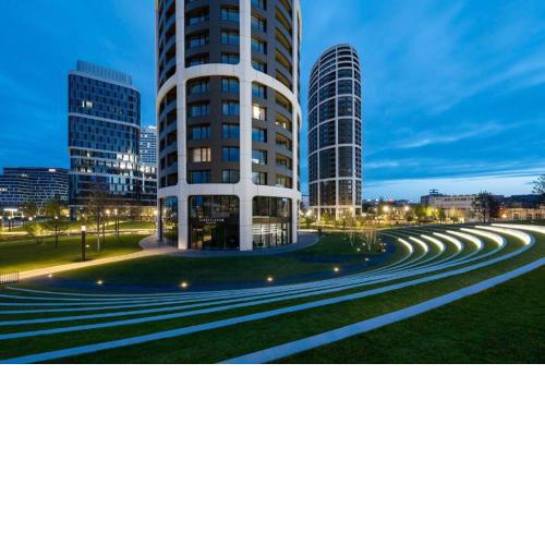 Sky1 Modern Aptm with Rooftop View 30 floor