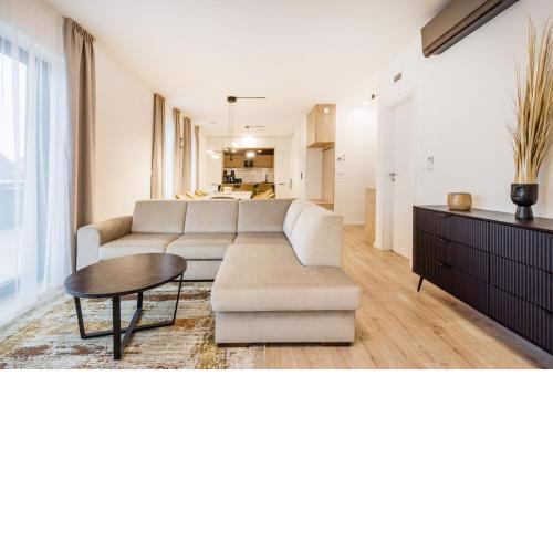 Skyline Living - Penthouse with Terrace and Parking
