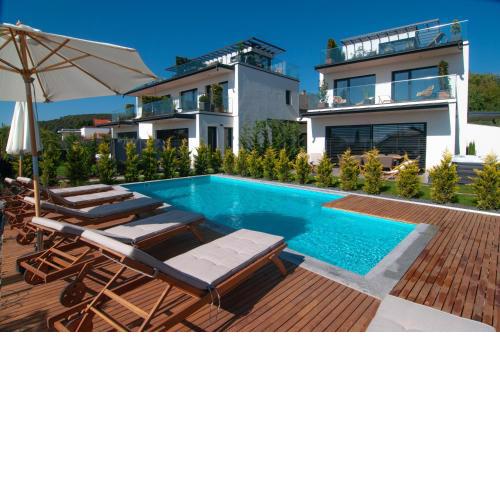 Skyline Resort