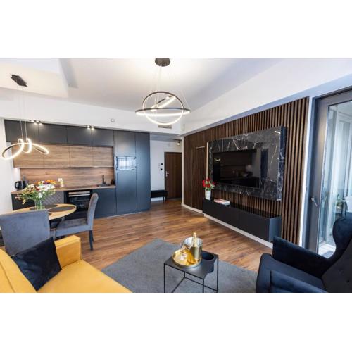 Skyline Suite - Hanza Tower