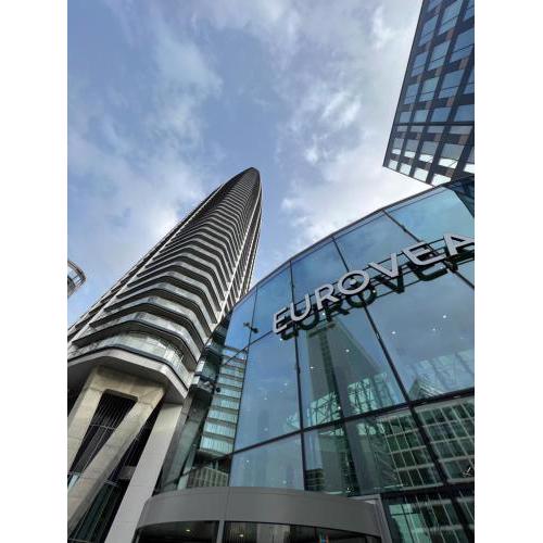 SkyLuxe 25 Eurovea Tower