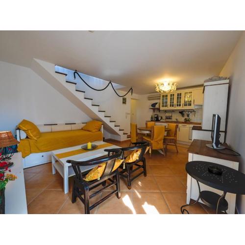 Sleek and Trendy Downtown Apartment - One Bedroom Apartment