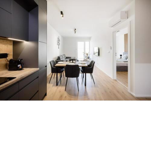 Sleek Apartment with Balcony and Parking