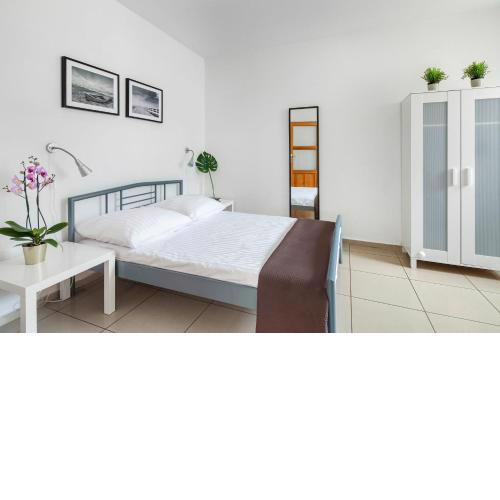 Sleepy3city Apartments Abrahama 16