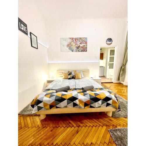 Small Cosy Apartment near the famous WESTEND City Center