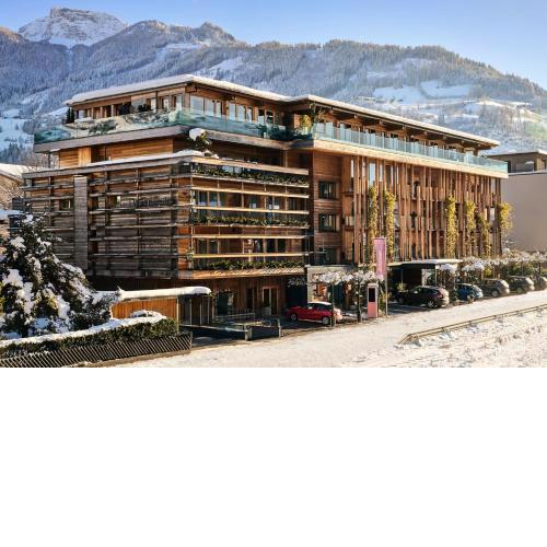 Small Luxury Hotel of the World - DasPosthotel