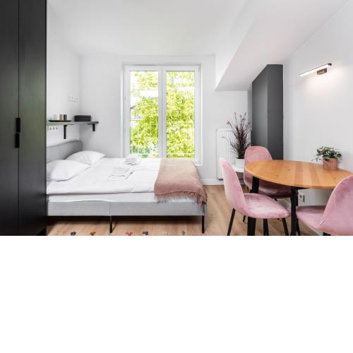 Smart Apartments - Old Town & Main Train Station - by Upstairs