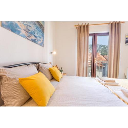 So Hvar so Good! Spacious with terrace