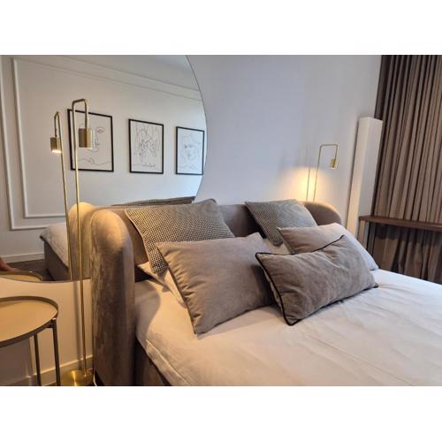 SOKOLSKA 30 TOWERS apartments - NEW- LUX- PARKING- SAUNA- GYM -and the best VIEW