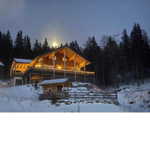 Sonnberg Chalet - Entspannung pur im Luxus Chalet mit Whirlpool-Sauna