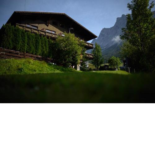 Sonnenburg Hotel
