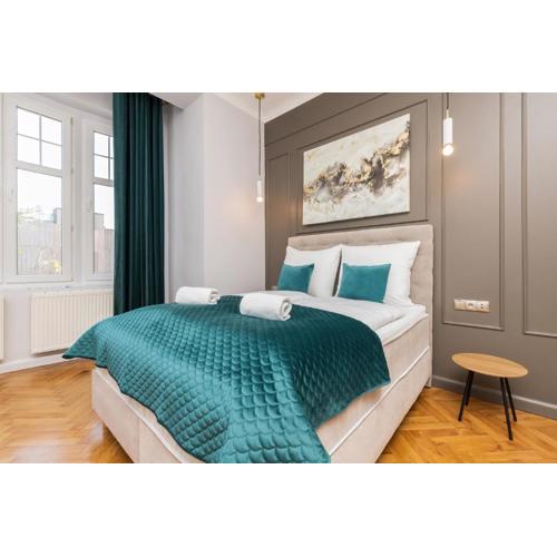 Sopot RIVOLI Apartments near the Beach & Pier by Noclegi Renters